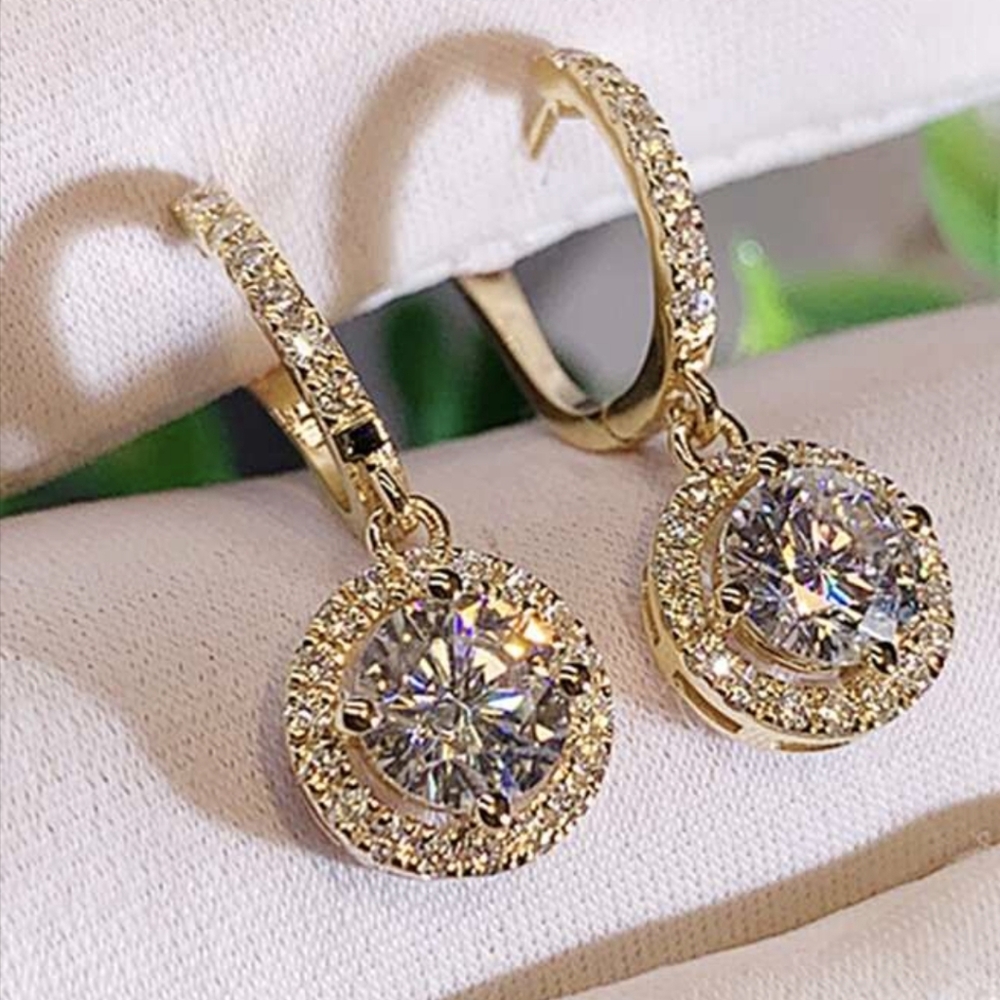 💛💛NEW💛💛 GORGEOUS!! CZ Drop Dangle Earrings in GOLD Plating - Picture 2 of 16
